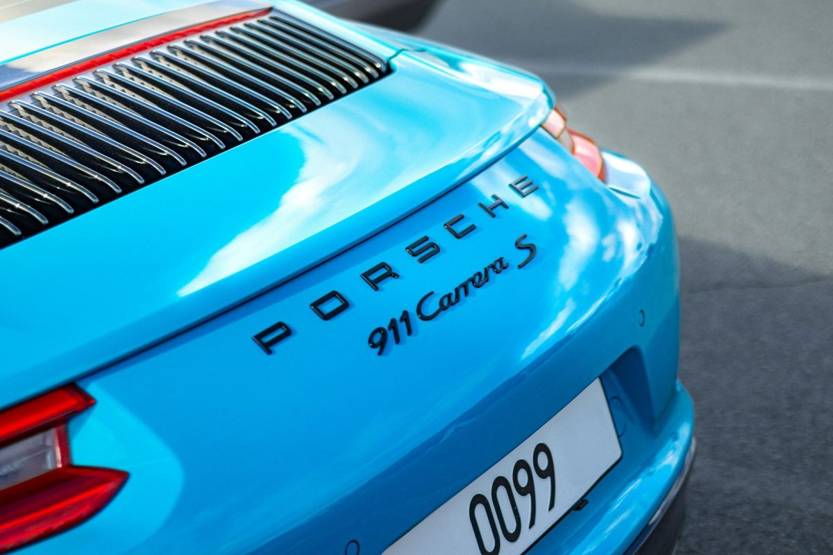 Porsche logo achterkant